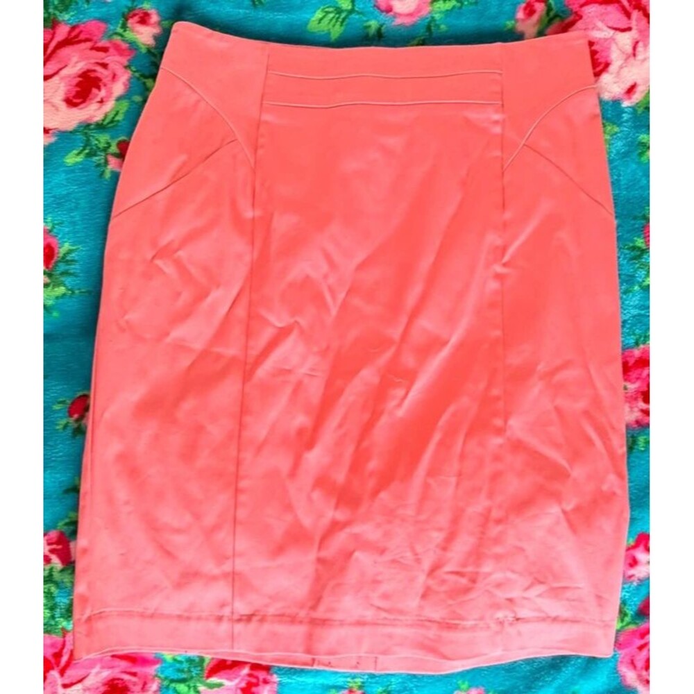 Worthington Coral Pink Pencil Skirt Womens Size 12 Knee Length Workwear